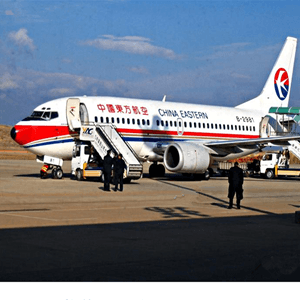 昆明空运代理航空快运业稳步发展的原因是什么？